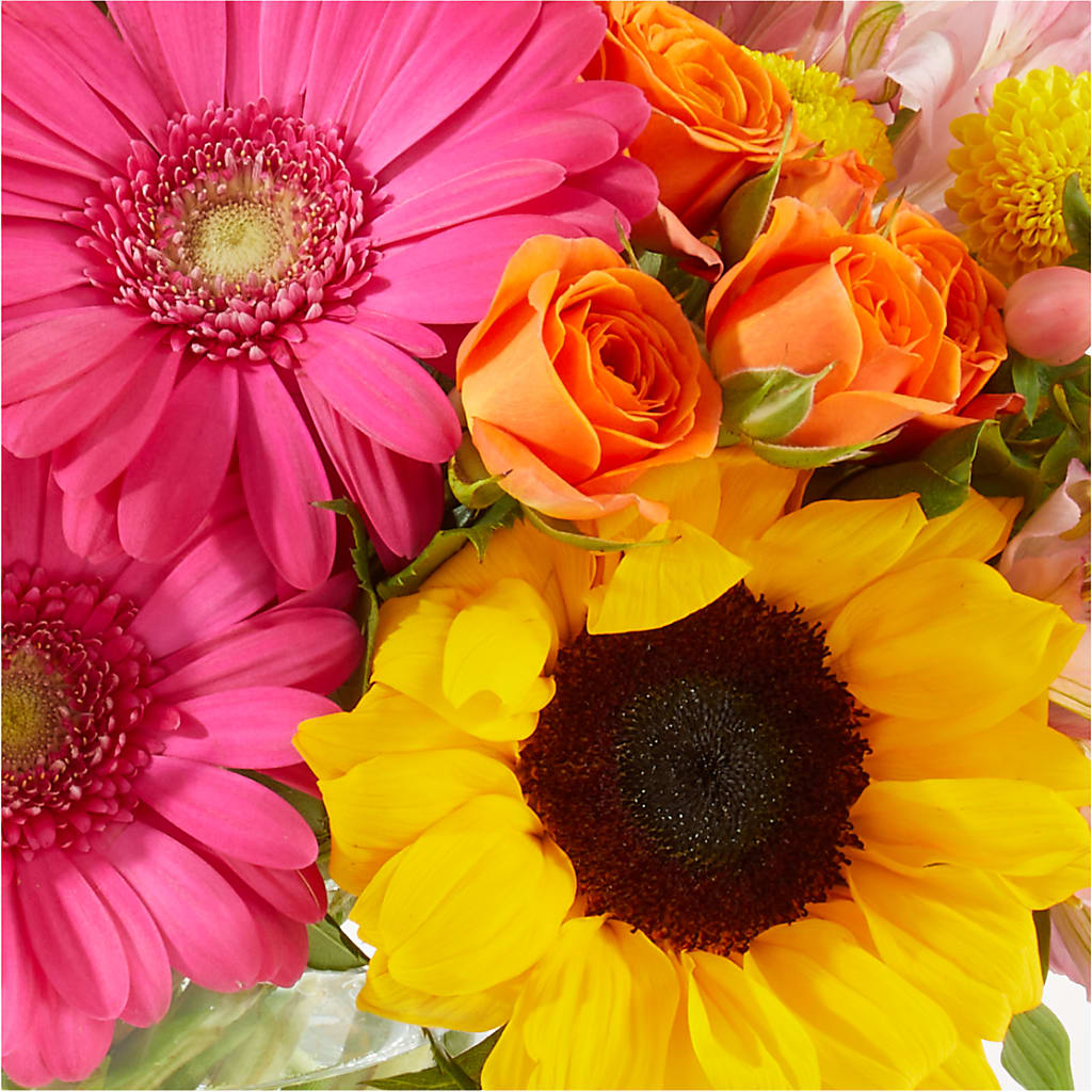 Florist Original Mixed Bouquet – Mongis Luxe Creations Llc, Old Bridge NJ