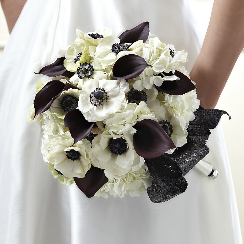 To Have and To Hold Bouquet – Mongis Luxe Creations Llc, Old Bridge NJ