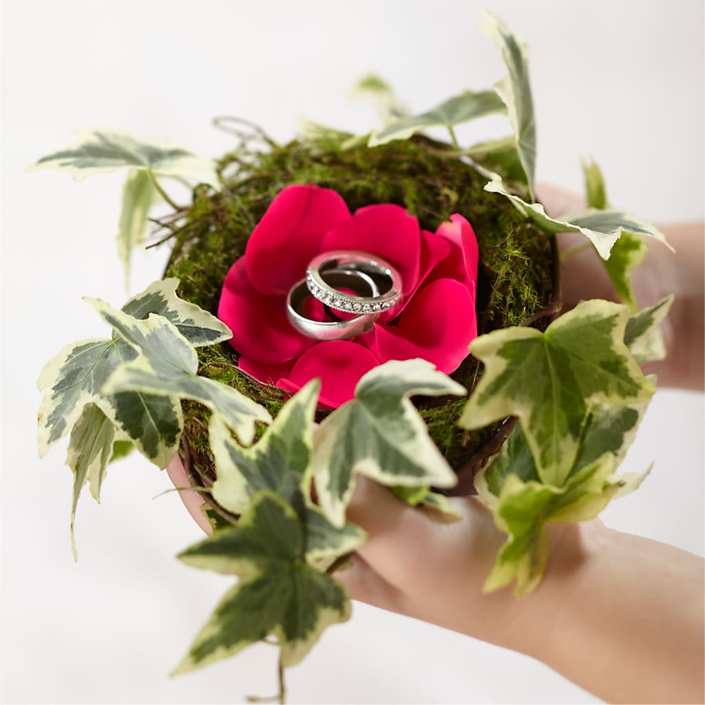 Lila Rose Ring Nest – Mongis Luxe Creations Llc, Old Bridge NJ