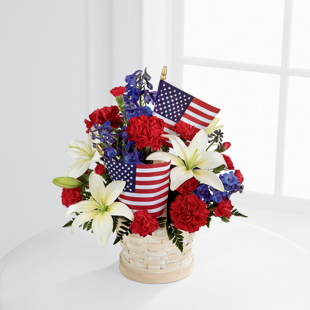American Glory Bouquet –  Mongis Luxe Creations Llc, Old Bridge NJ