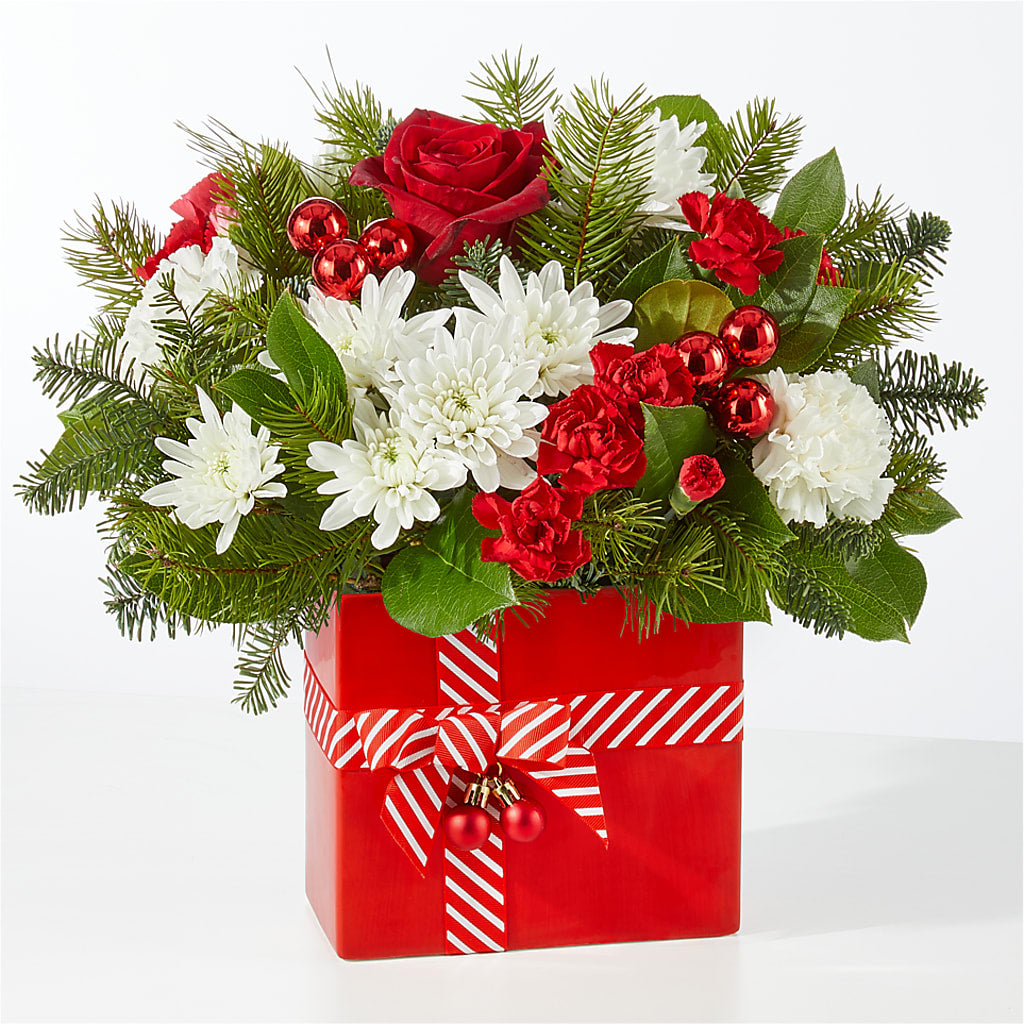 Presents Under the Tree Bouquet –  Mongis Luxe Creations Llc, Old Bridge NJ