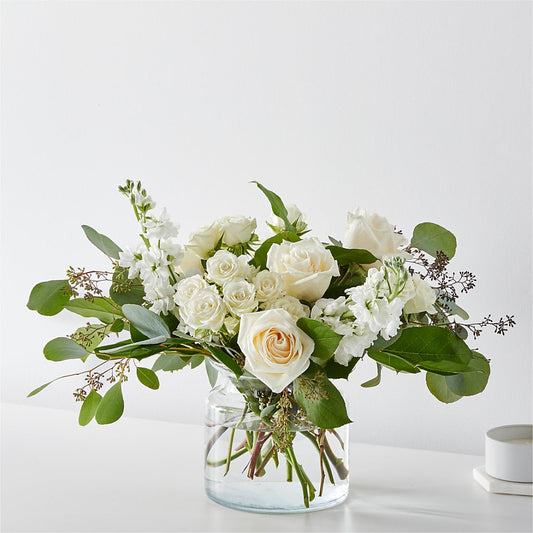 Fresh Linen Bouquet –  Mongis Luxe Creations Llc, Old Bridge NJ