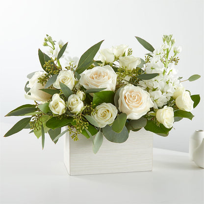 Fresh Linen Box Bouquet –  Mongis Luxe Creations Llc, Old Bridge NJ