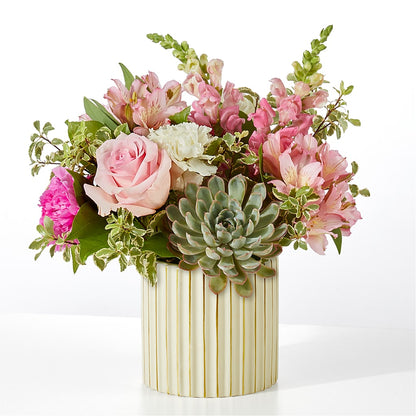 Magenta Musings Bouquet –  Mongis Luxe Creations Llc, Old Bridge NJ