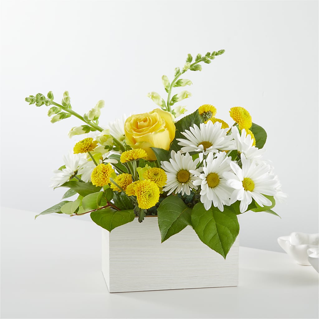 Sun Salutation Box Bouquet –  Mongis Luxe Creations Llc, Old Bridge NJ