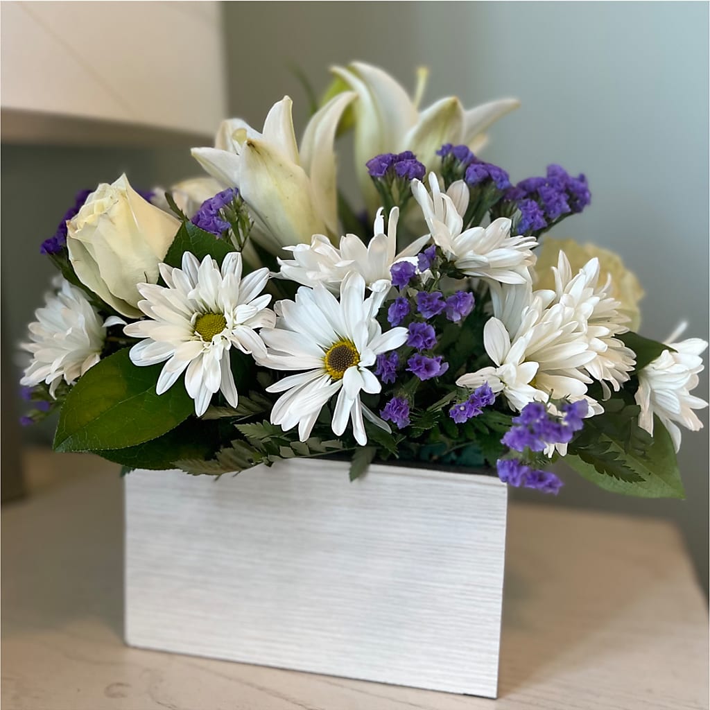 Beyond Blue Box Bouquet –  Mongis Luxe Creations Llc, Old Bridge NJ