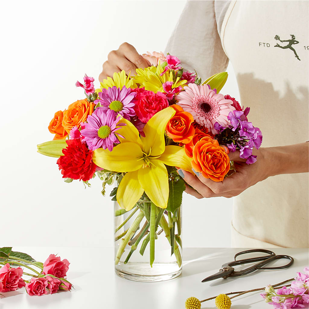 Cue the Confetti - A Florist Original –  Mongis Luxe Creations Llc, Old Bridge NJ