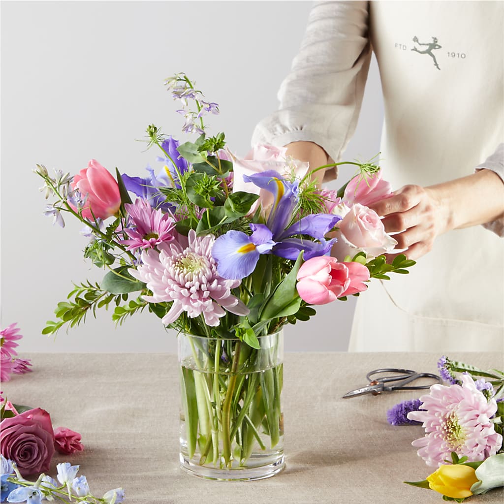 Pastel Tradition - A Florist Original –  Mongis Luxe Creations Llc, Old Bridge NJ