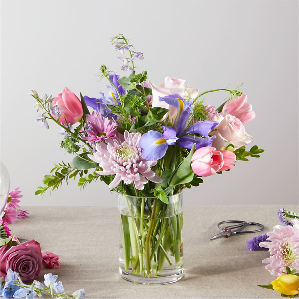 Pastel Tradition - A Florist Original –  Mongis Luxe Creations Llc, Old Bridge NJ