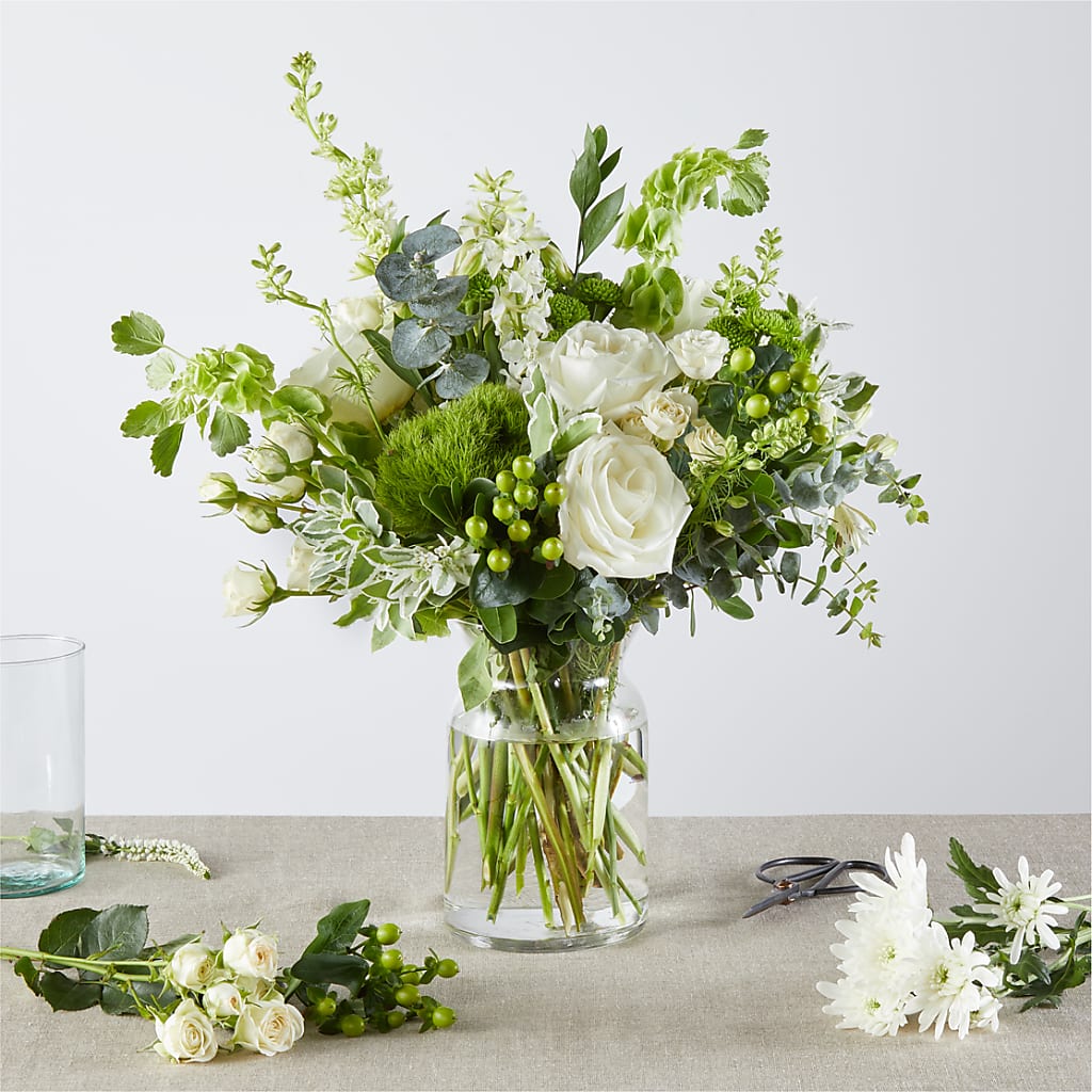 Irish Garden - A Florist Original –  Mongis Luxe Creations Llc, Old Bridge NJ