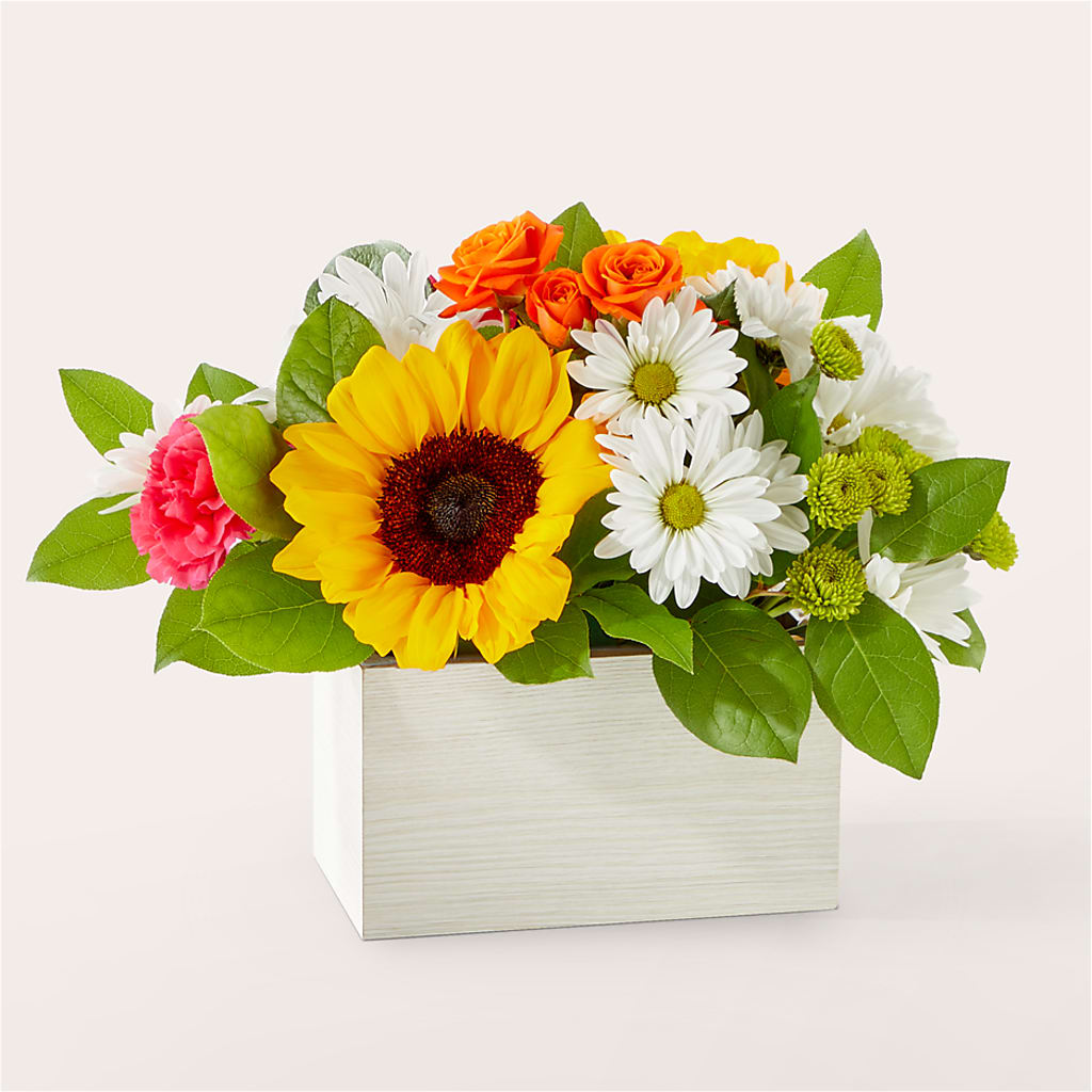 Sun-drenched Blooms Box Bouquet –  Mongis Luxe Creations Llc, Old Bridge NJ