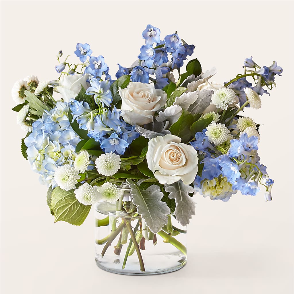Clear Skies Bouquet –  Mongis Luxe Creations Llc, Old Bridge NJ