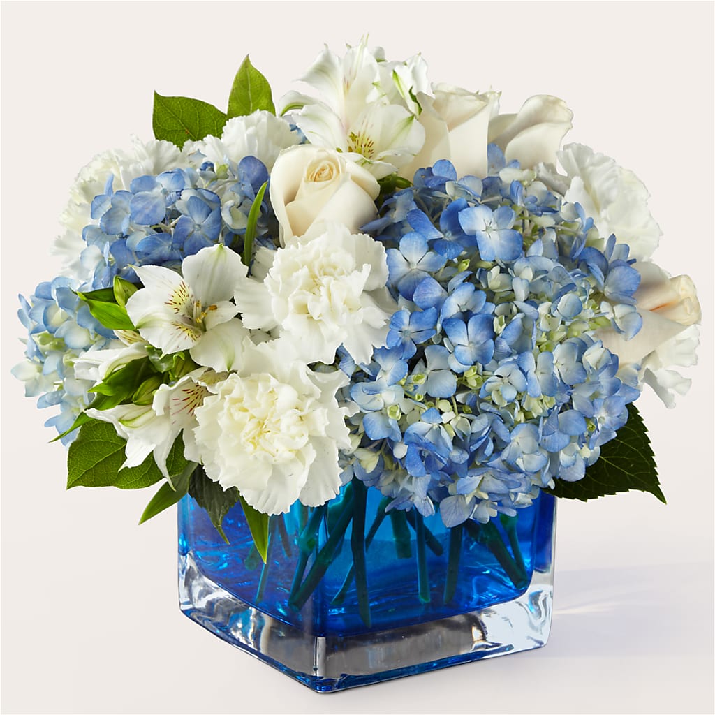 Soothing Waters Bouquet –  Mongis Luxe Creations Llc, Old Bridge NJ