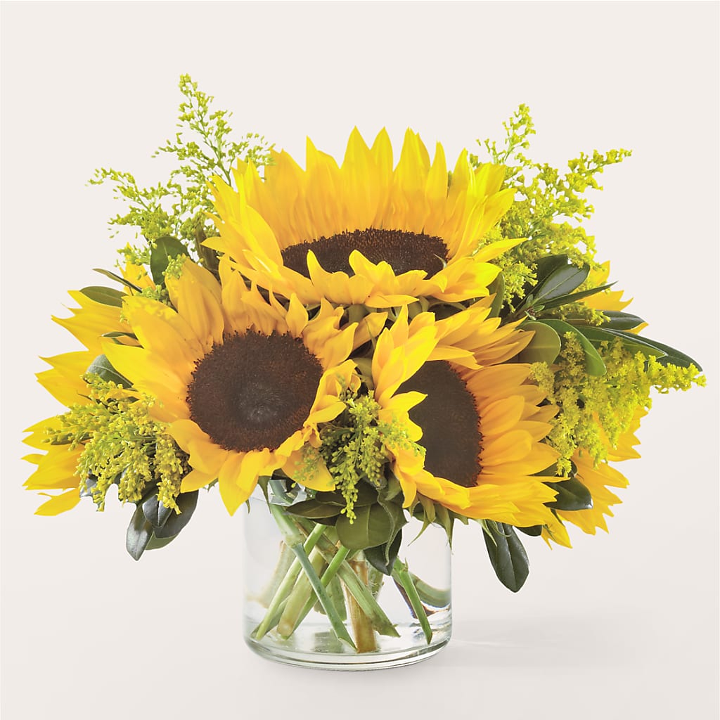 Beaming Sunflower Bouquet –  Mongis Luxe Creations Llc, Old Bridge NJ