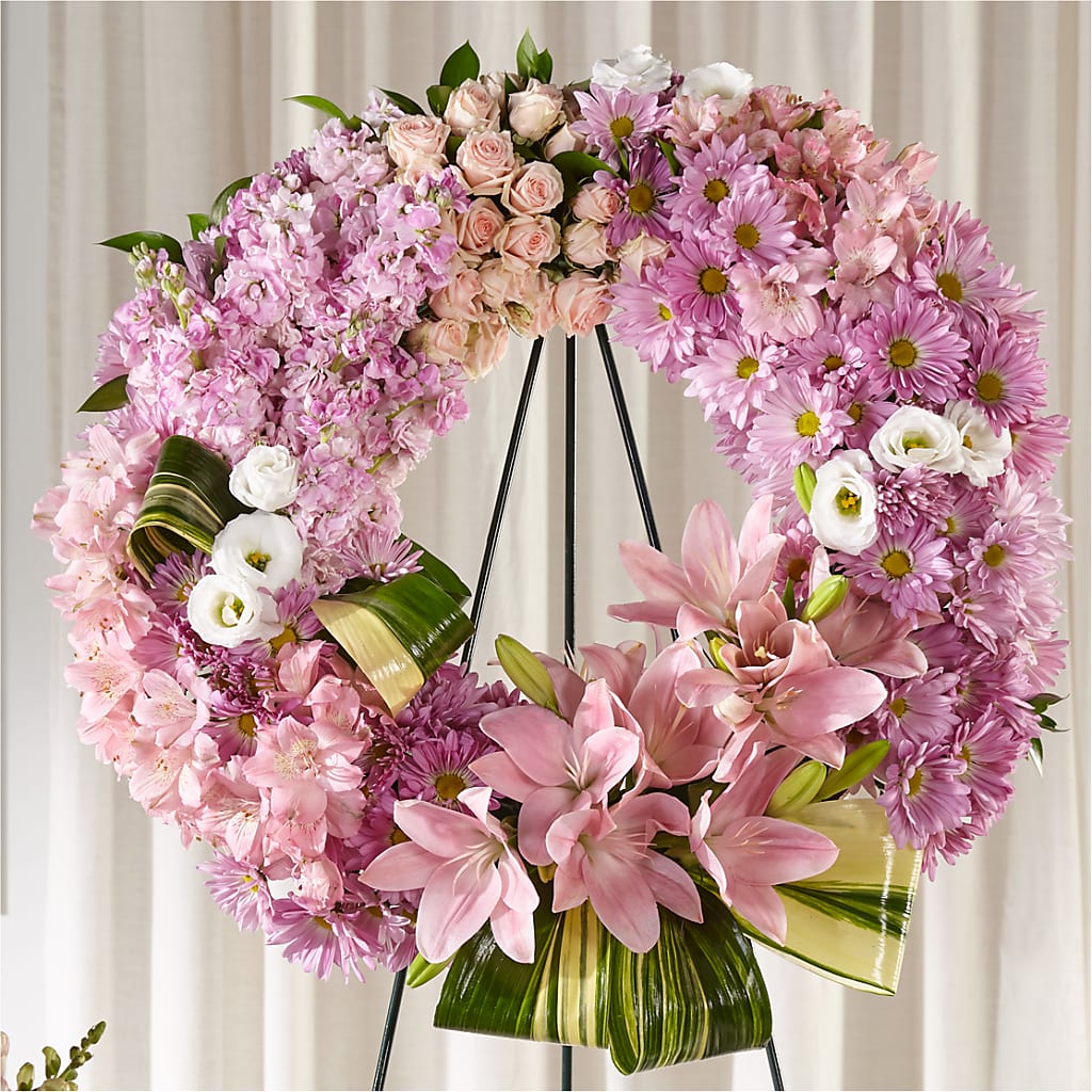 Gift of Warmth Wreath –  Mongis Luxe Creations Llc, Old Bridge NJ