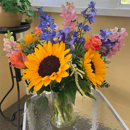 Rays of Life Bouquet –  Mongis Luxe Creations Llc, Old Bridge NJ