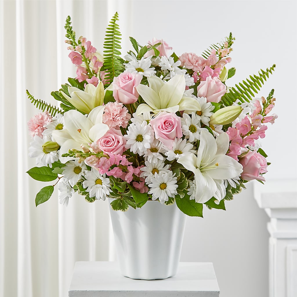 Soft Touch Tabletop Basket –  Mongis Luxe Creations Llc, Old Bridge NJ