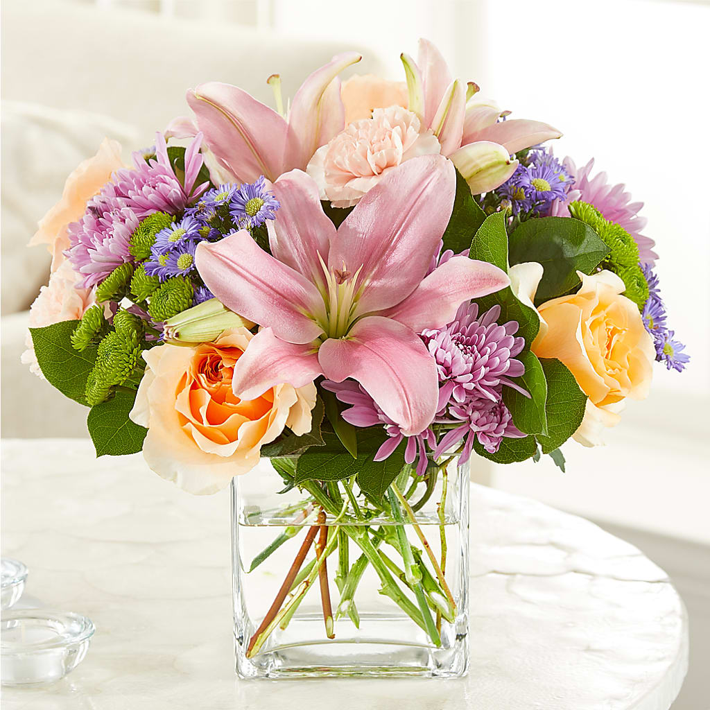 Delicate Details Bouquet –  Mongis Luxe Creations Llc, Old Bridge NJ