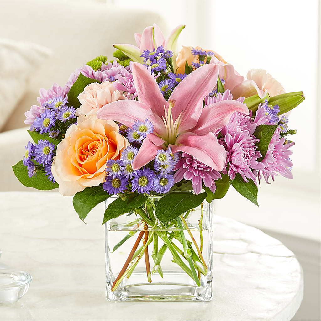 Delicate Details Bouquet –  Mongis Luxe Creations Llc, Old Bridge NJ