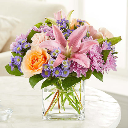 Delicate Details Bouquet –  Mongis Luxe Creations Llc, Old Bridge NJ