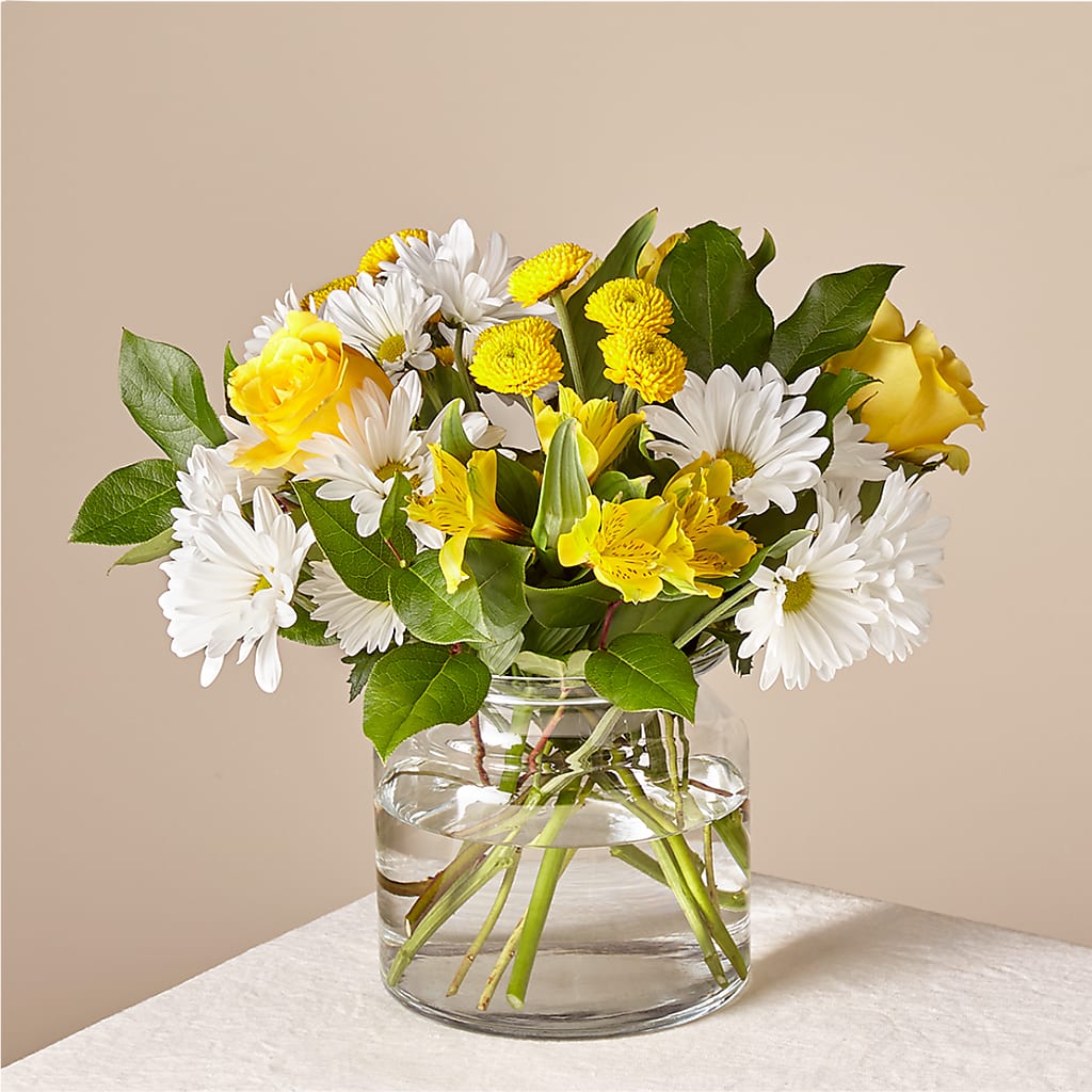 Sunny Sentiments Bouquet –  Mongis Luxe Creations Llc, Old Bridge NJ