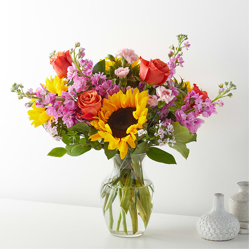 Yellow Brick Road Bouquet –  Mongis Luxe Creations Llc, Old Bridge NJ