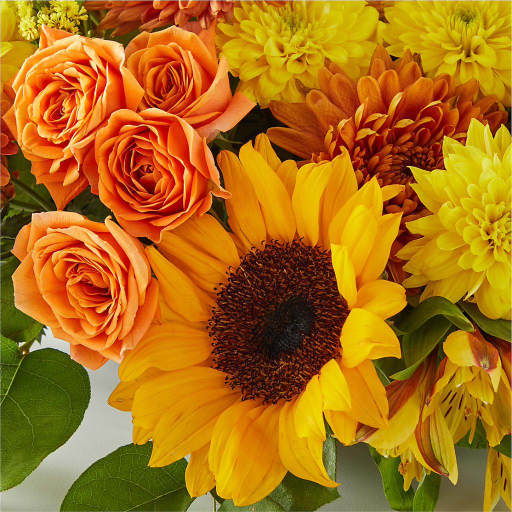 Autumn Harmony Centerpiece –  Mongis Luxe Creations Llc, Old Bridge NJ
