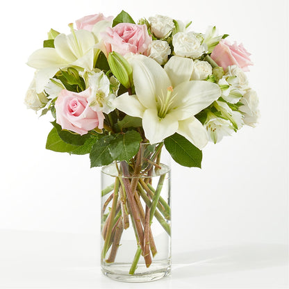 Kindhearted Bouquet –  Mongis Luxe Creations Llc, Old Bridge NJ
