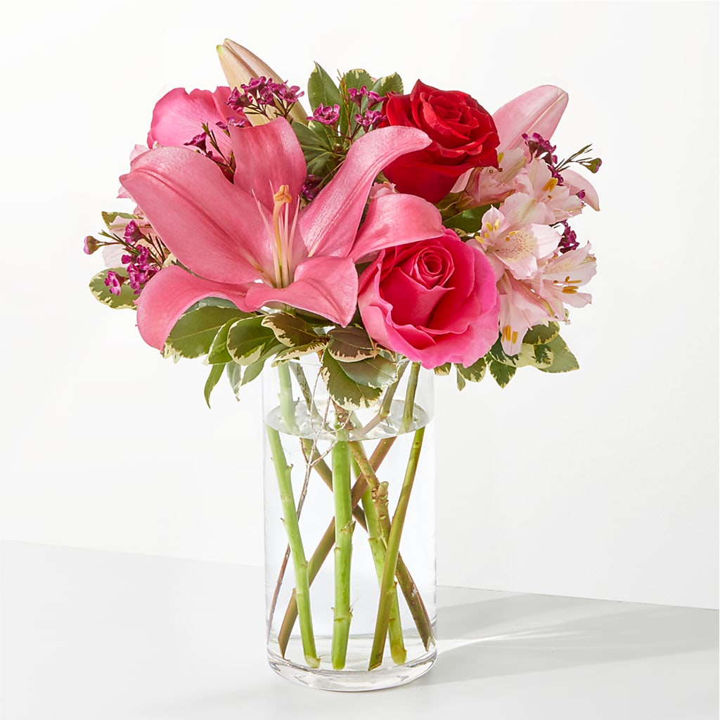 Lucky in Love Bouquet –  Mongis Luxe Creations Llc, Old Bridge NJ
