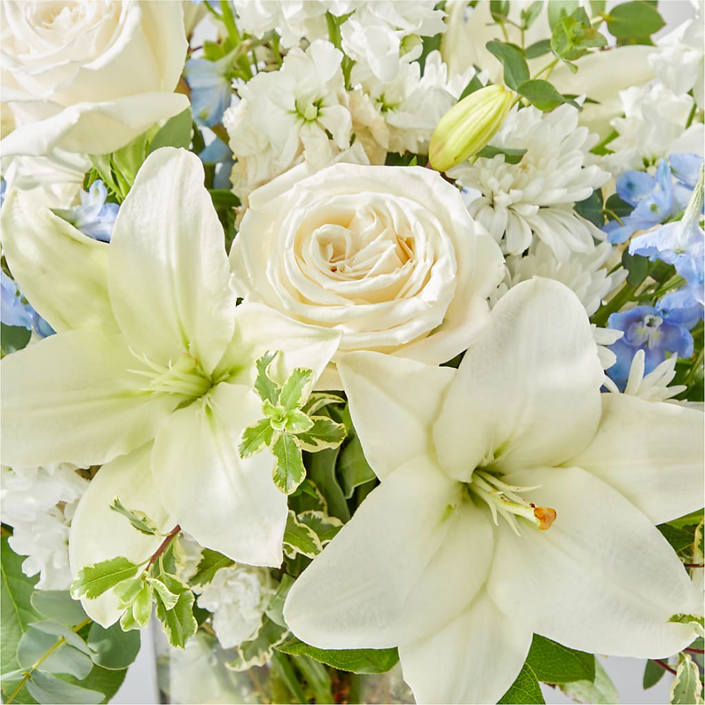 Peace of Mind Bouquet –  Mongis Luxe Creations Llc, Old Bridge NJ