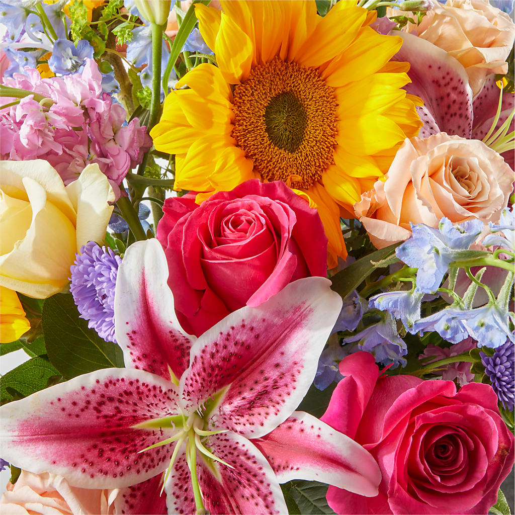 Dreamy Meadows Bouquet –  Mongis Luxe Creations Llc, Old Bridge NJ