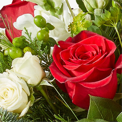 Deck the Halls Bouquet –  Mongis Luxe Creations Llc, Old Bridge NJ