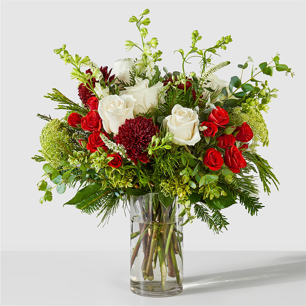Favorite Traditions Bouquet –  Mongis Luxe Creations Llc, Old Bridge NJ