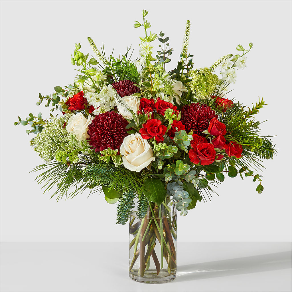 Favorite Traditions Bouquet –  Mongis Luxe Creations Llc, Old Bridge NJ