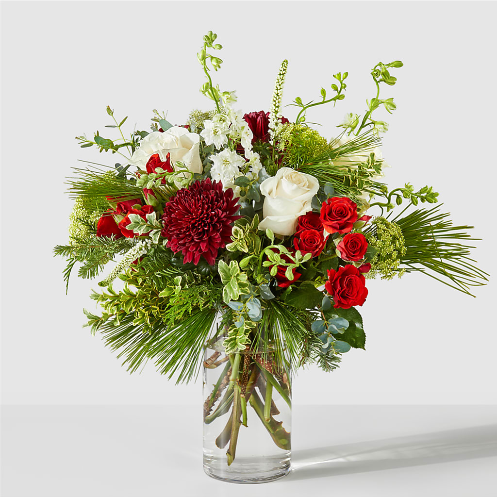 Favorite Traditions Bouquet –  Mongis Luxe Creations Llc, Old Bridge NJ