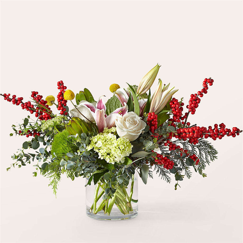 Berry & Bright Bouquet –  Mongis Luxe Creations Llc, Old Bridge NJ