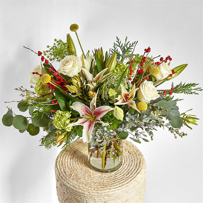 Berry & Bright Bouquet –  Mongis Luxe Creations Llc, Old Bridge NJ
