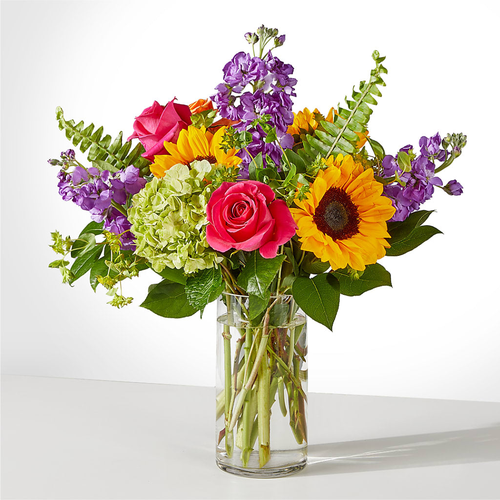 Vibrant Greetings Bouquet –  Mongis Luxe Creations Llc, Old Bridge NJ