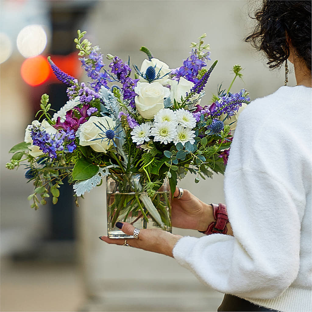 Shooting Star Bouquet –  Mongis Luxe Creations Llc, Old Bridge NJ