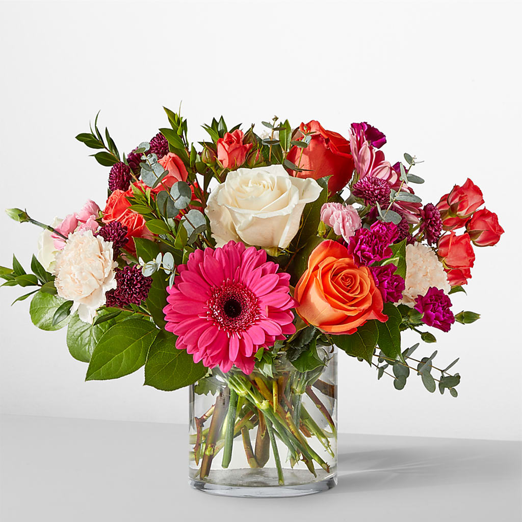 Smell the Roses Bouquet –  Mongis Luxe Creations Llc, Old Bridge NJ