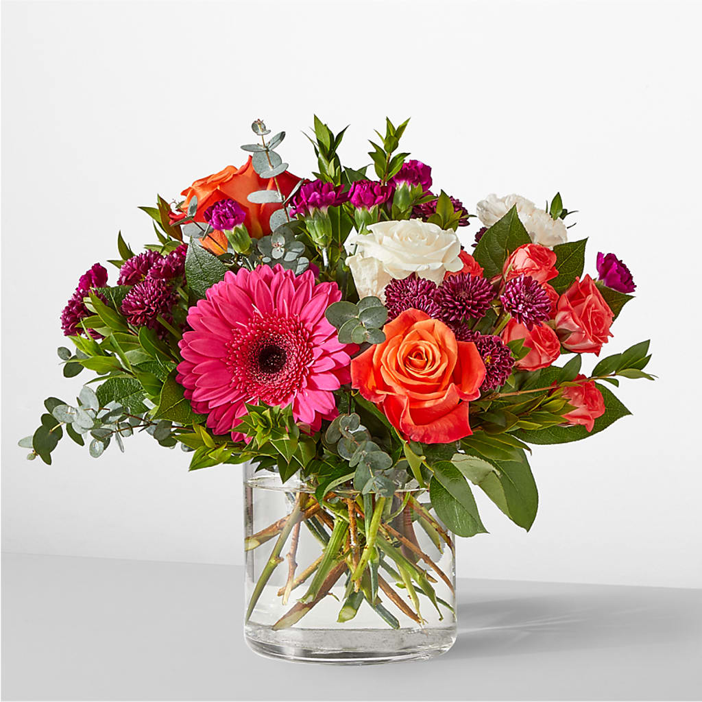 Smell the Roses Bouquet –  Mongis Luxe Creations Llc, Old Bridge NJ