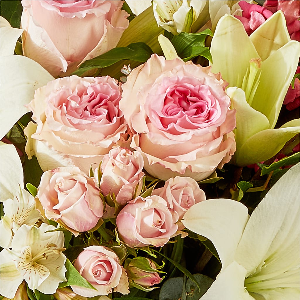 Ballet Slippers Bouquet –  Mongis Luxe Creations Llc, Old Bridge NJ