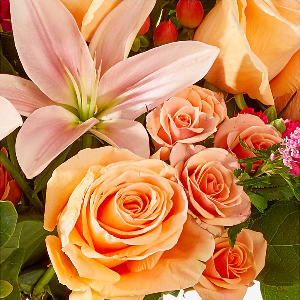 Bisous Bouquet –  Mongis Luxe Creations Llc, Old Bridge NJ