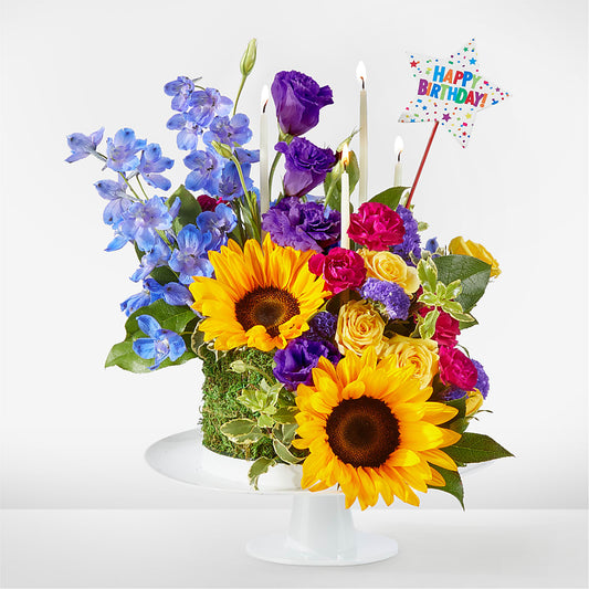 Star of the Day Floral Cake –  Mongis Luxe Creations Llc, Old Bridge NJ