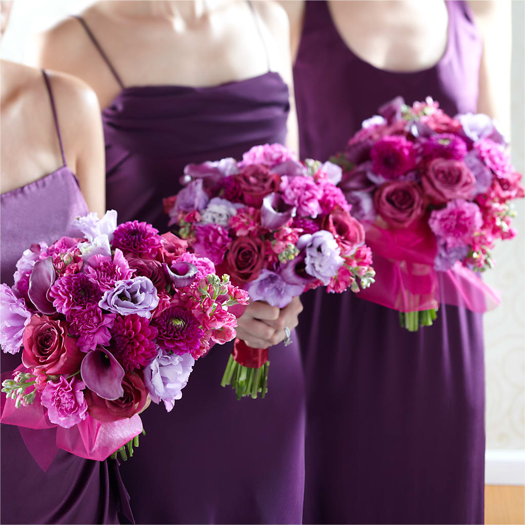 Bridesmaid's Garden Bouquet –  Mongis Luxe Creations Llc, Old Bridge NJ