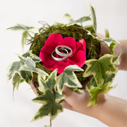 Lila Rose Ring Nest –  Mongis Luxe Creations Llc, Old Bridge NJ