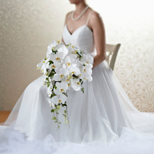 Classic White Bouquet –  Mongis Luxe Creations Llc, Old Bridge NJ