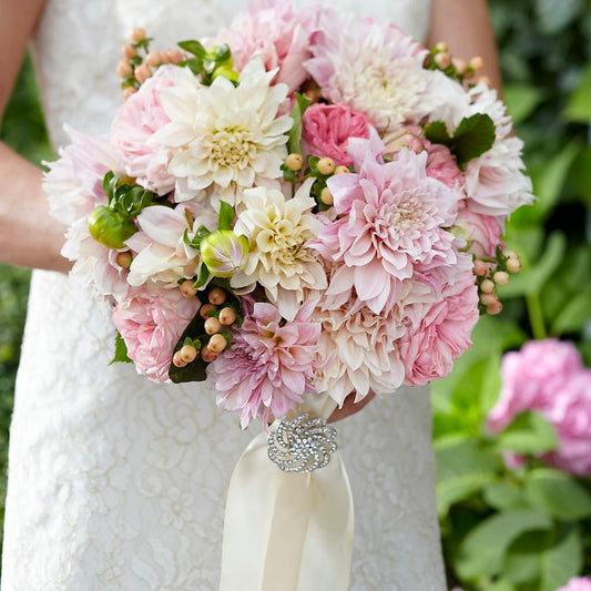 Heart's Promise Bouquet –  Mongis Luxe Creations Llc, Old Bridge NJ