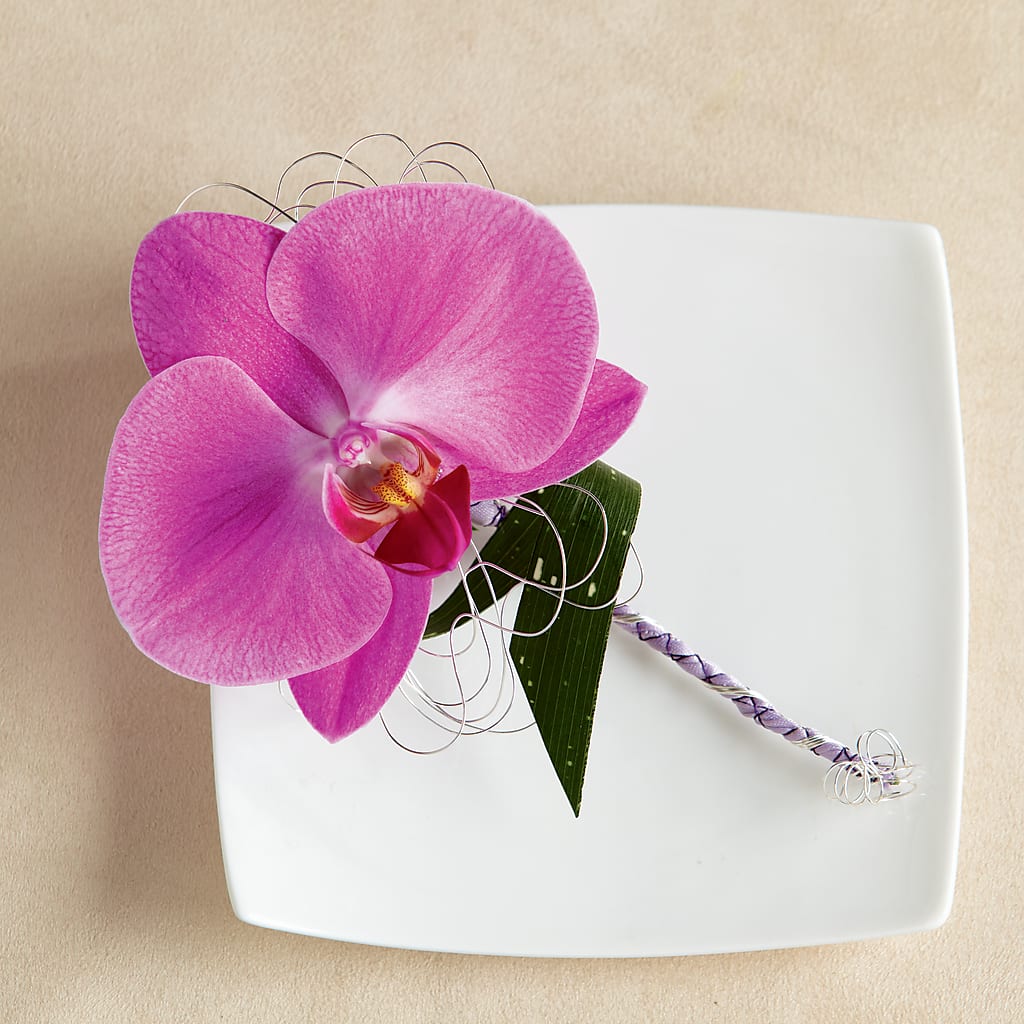 Glorious Boutonniere –  Mongis Luxe Creations Llc, Old Bridge NJ