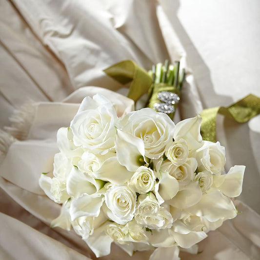 Serene Highness Bouquet –  Mongis Luxe Creations Llc, Old Bridge NJ